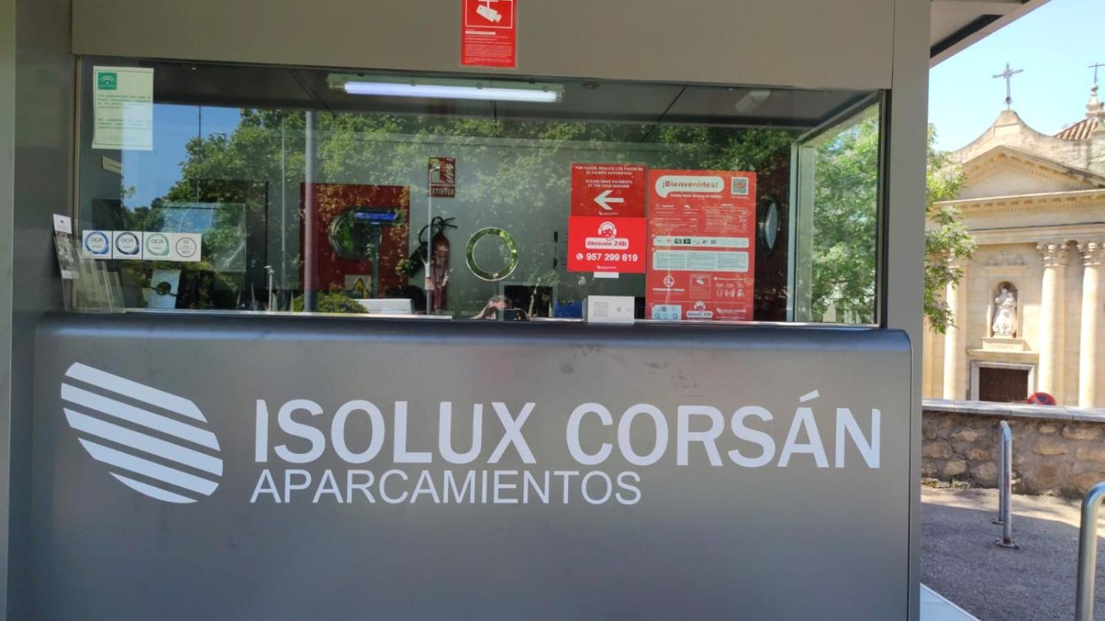 Puerta Sevilla Parking Gratis Cordoba Exterior photo